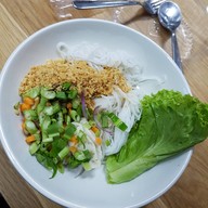 ยำขนมจีนคุณวรรณ โลตัสพระราม4