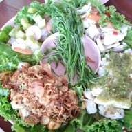 เมนูของร้าน ระเบียงเคียงน้ำ