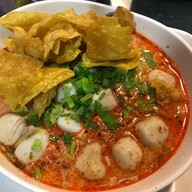 เมนูของร้าน เจ๊ทู่คลองเตย ก๋วยเตี๋ยวลูกชิ้นปลา สามแยกคลองเตย