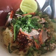 ผัดไทยป้าวุ้น