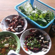 ลุงแก้วลาบขม
