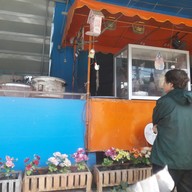 หน้าร้าน ข้าวมันไก่ปักกิ่ง
