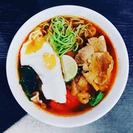 หอมสุข ข้าวมันไก่สิงคโปร์ ปัตตานี หอมสุขข้าวมันไก่สิงคโปร์ ฮาลาล