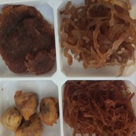 เมนูของร้าน ปุณิกา (ปริณดา)