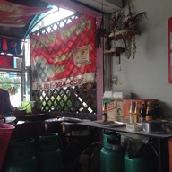 บรรยากาศ ข้าวมันไก่ ไหหลำ รามอินทราซอย 5