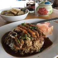 เมนูของร้าน ครัวพ่อชุม