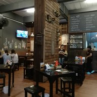 บรรยากาศ อิ่มอุ่น ณ ศรีราชา อิ่มอุ่น ณ ศรีราชา