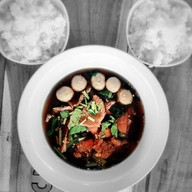 เมนูของร้าน ป้อมอร่อยแตกซิก