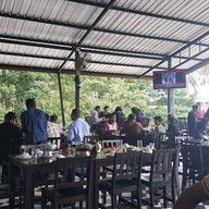 บรรยากาศ Ruean Phu Kan