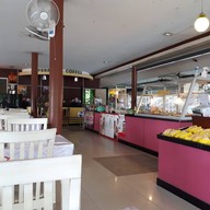 บรรยากาศ เจ๊สวยข้าวเหนียวมูน