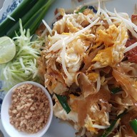 ร้านครูตุ๊ก