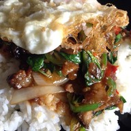 เมนูของร้าน น้องพลอยซอย 7
