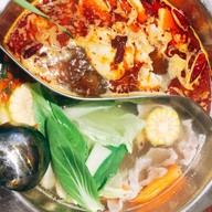 ต๋าปิ้นโหล่ว