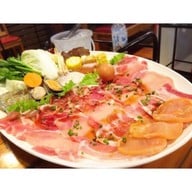 เมนูของร้าน ครัวแม่หลั่นข้าวแกงไทย ห้วยปราบ