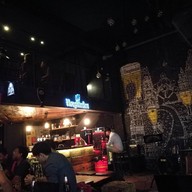 บรรยากาศ Old Dirty