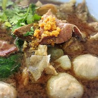 เมนูของร้าน ก๋วยเตี๋ยวเพิ่มพูน