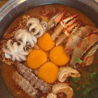 เมนูของร้าน อย่าลืมฉัน ถนนสาลีรัฐวิภาค