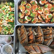 เมนูของร้าน ข้าวสวยแกงร้อน