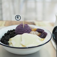 เมนูของร้าน YUN - Taiwanese Fusion Dessert Cafe Saintlouis 3