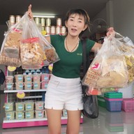 ของฝากเกื้อขนมบ้านกง