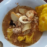 ก๋วยเตี๋ยว ปั๊ม Pt พนัสนิคม