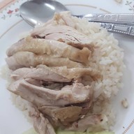 เมนูของร้าน ราชาหมูกรอบ