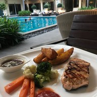 Q Bar Sukhumvit 79-อ่อนนุช