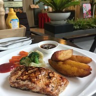 Q Bar Sukhumvit 79-อ่อนนุช