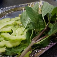 ปิง ก๋วยเตี๋ยวไก่มะระ