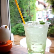 เมนูของร้าน Early Bird Gets Coffee