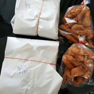 เมนูของร้าน ก๋วยเตี๋ยวคั่วไก่เสาชิงช้า หลีเฮง