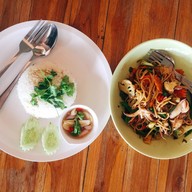 เมนูของร้าน ครัวบ้านจั่นเพชร บ้านจั่นเพชร
