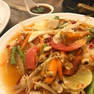 ตำกระด้ง คอนโดศุภาลัย แยกเกษตร