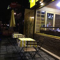 Mango Cafe สาขา 2 Tree Town