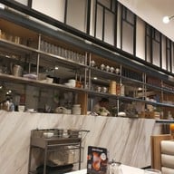 บรรยากาศ Shuushabu Int Intersect
