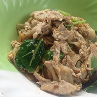 เมนูของร้าน ราดหน้าคอหมูหมัก เจ้าเก่าแฮปปี้แลนด์