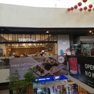 หน้าร้าน Shuushabu Int Intersect