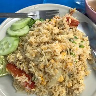 บิ๊กแอ๊ดโภชนา หน้าโรงพยาบาลสุราษฎร์ธานี
