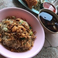 เมนูของร้าน หมี่สะปำคุณยายเจียร