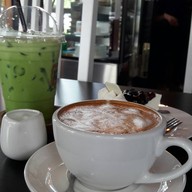 KB cafe coffee and food