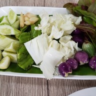 เมนูของร้าน ใกล้ต้น อาหารพื้นบ้าน ถนนซอยนครระยอง 29