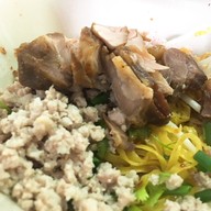 ข้าวมันไก่แม่ตุ๊กตา