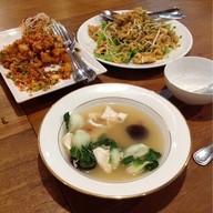 เมนูของร้าน Le Tien