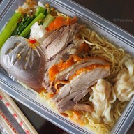 เมนูของร้าน Hongkong Noodle เดอะทรี บางบอน
