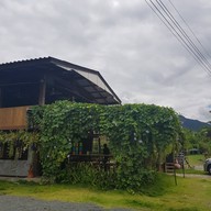 หน้าร้าน โอดะ "อะ-หร่อย-เวอร์ " ณ แม่ออน