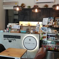 บรรยากาศ Cafe KHUN LAI