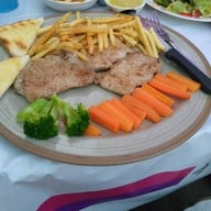 เมนูของร้าน สเต๊กลุงหนวด ถนนรังสรร ยูดีทาวน์