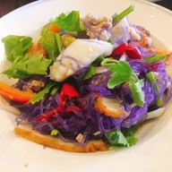 เมนูของร้าน ล้านเล่า ณ คลองใหญ่