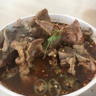 ซุปกระดูกแม่โจ้ กาดวันค่ำ