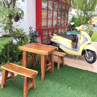 บรรยากาศ เค้กบ้านน้าฟ้า